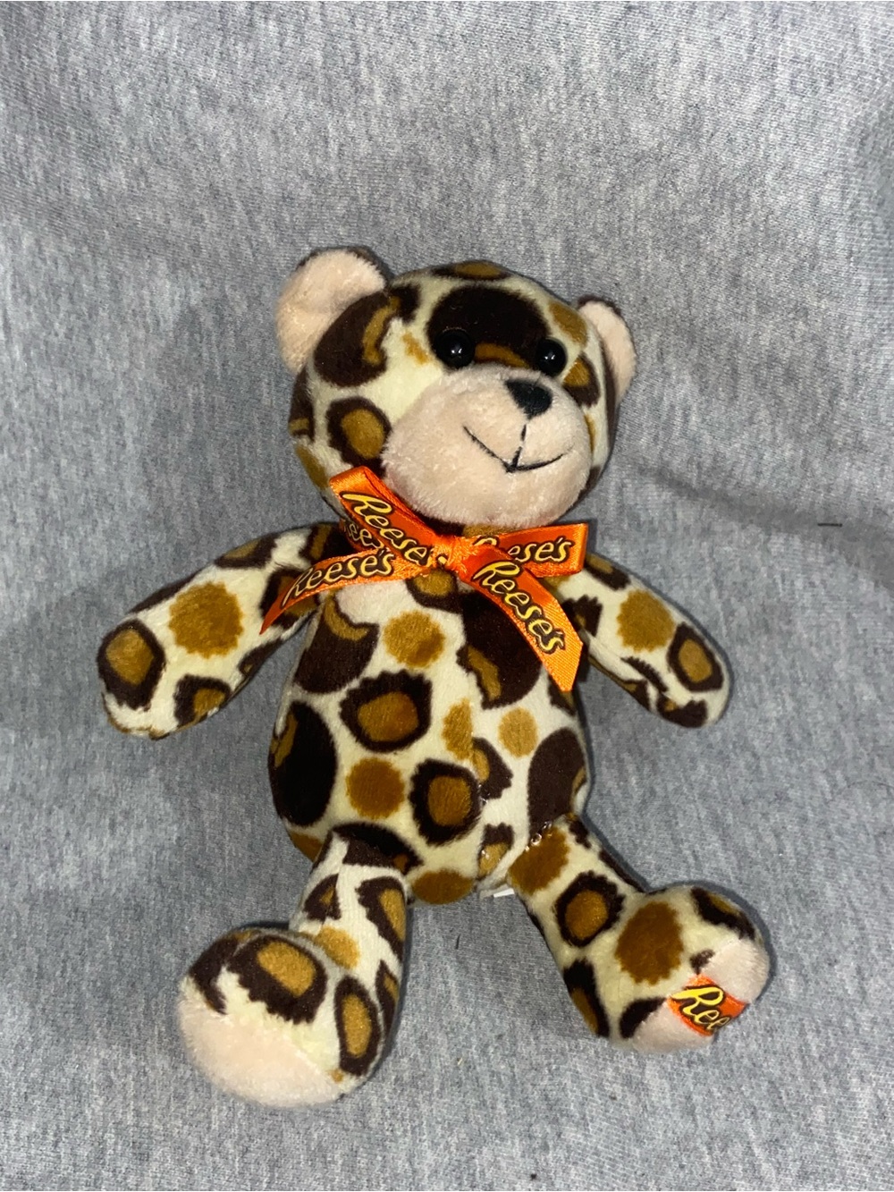 Galeria Reese peanut butter cup leopard print plush